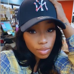 Meet your Posher, Tonija